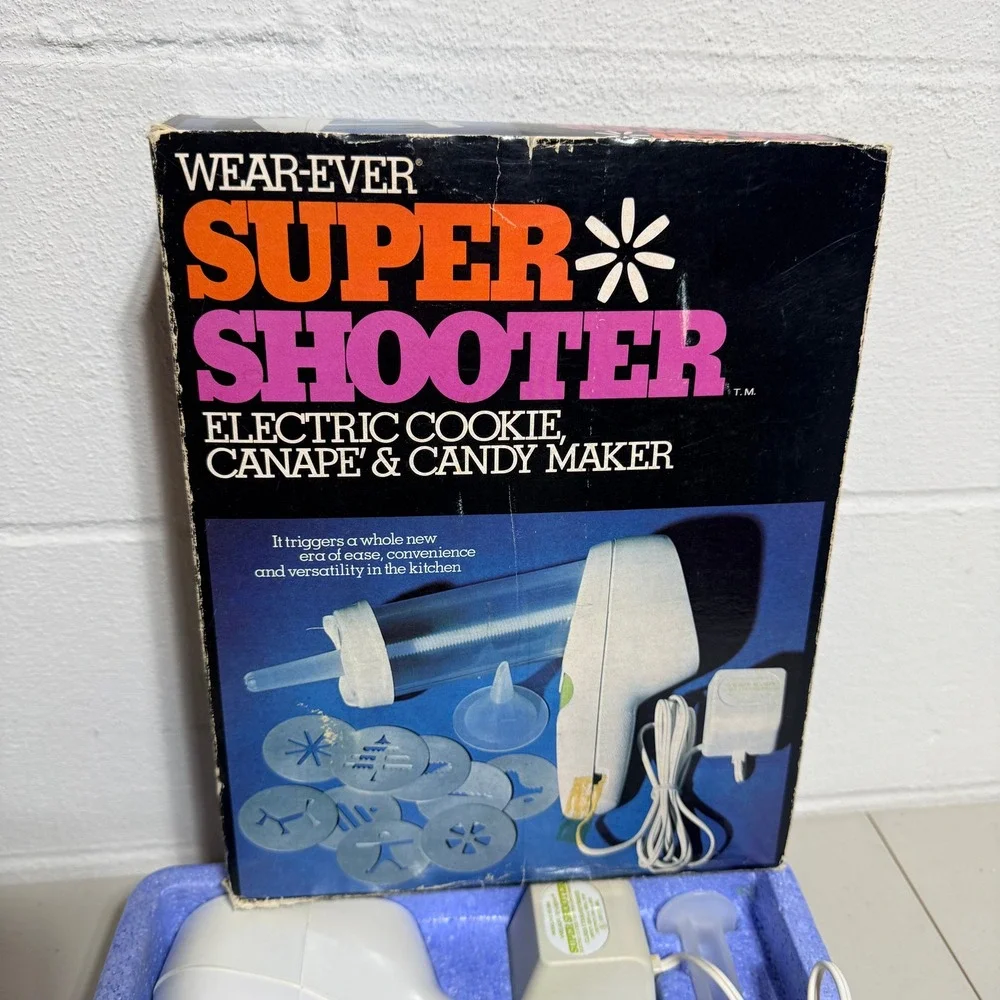 Vintage Wear-Ever Super Shooter‎ Electric Cookie Press Canape Candy Maker 70001
